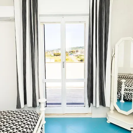 Lovealghero Stanze In Attico Vista Mare アパート アルゲーロ