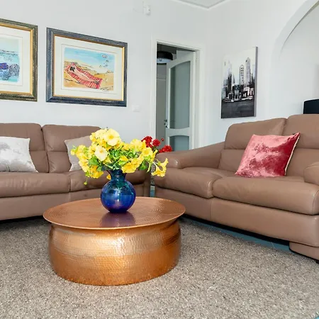 Apartment Lovealghero Stanze In Attico Vista Mare Alghero
