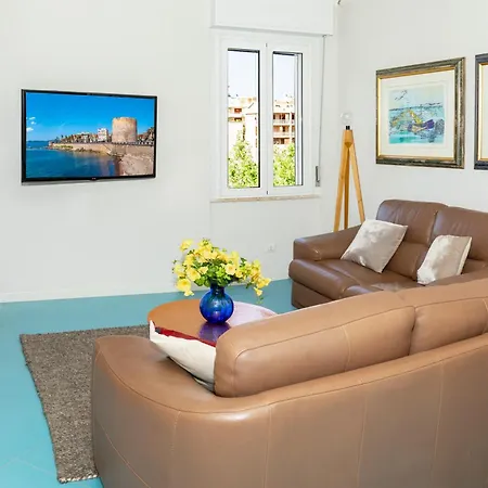 Lovealghero Stanze In Attico Vista Mare Apartmán