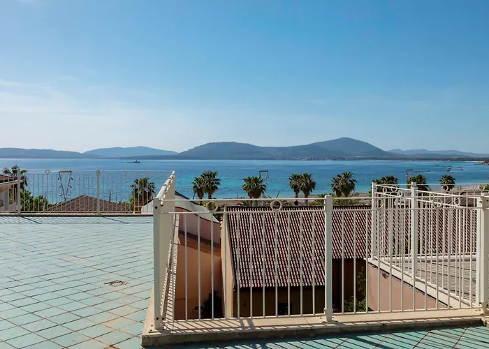 Apartment Lovealghero Stanze In Attico Vista Mare Alghero